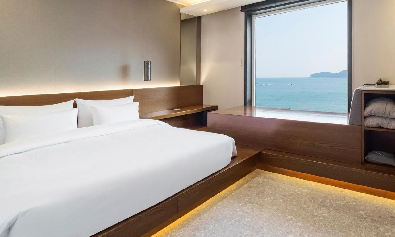 Stubborn Hotel Geoje Exterior photo