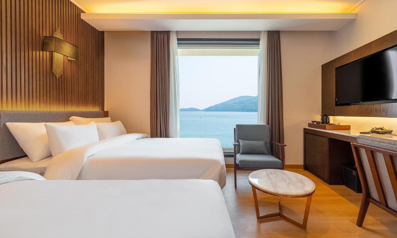 Stubborn Hotel Geoje Exterior photo