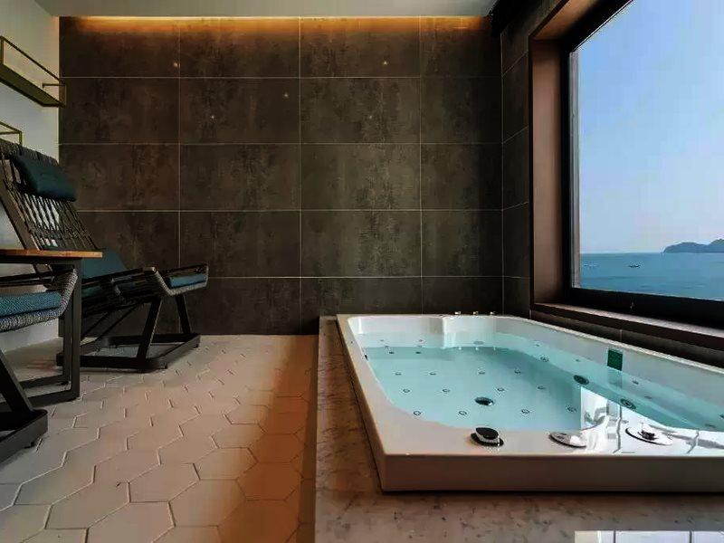 Stubborn Hotel Geoje Exterior photo