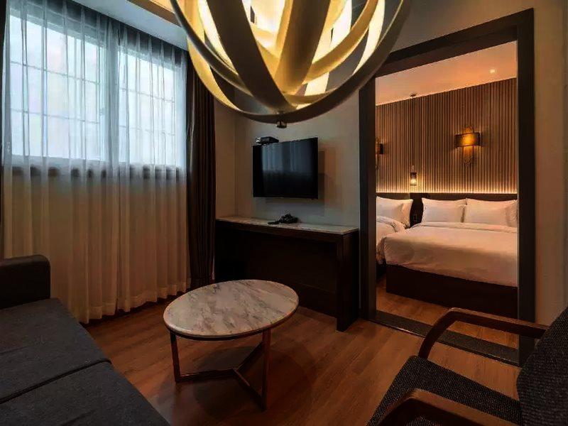 Stubborn Hotel Geoje Exterior photo