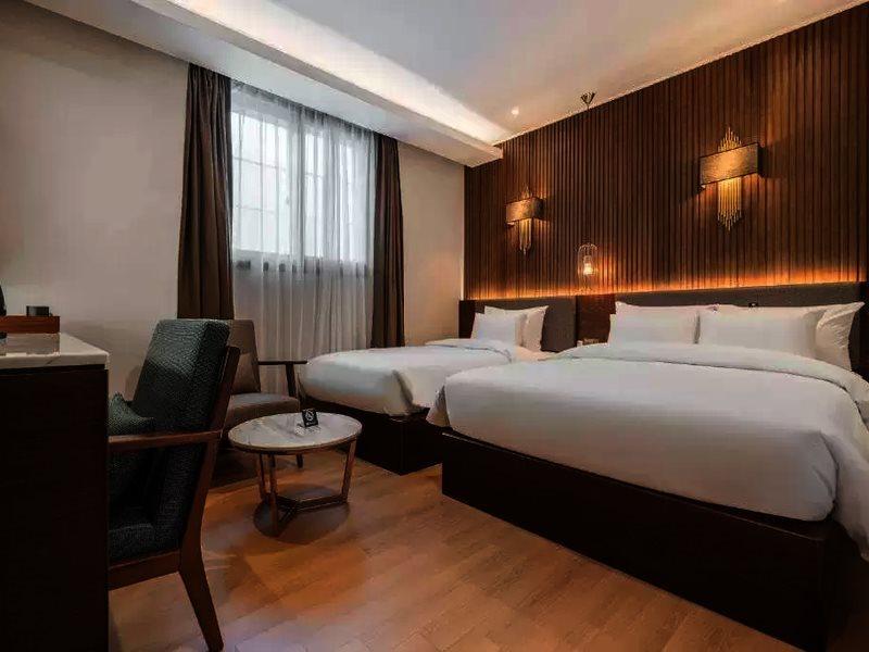 Stubborn Hotel Geoje Exterior photo